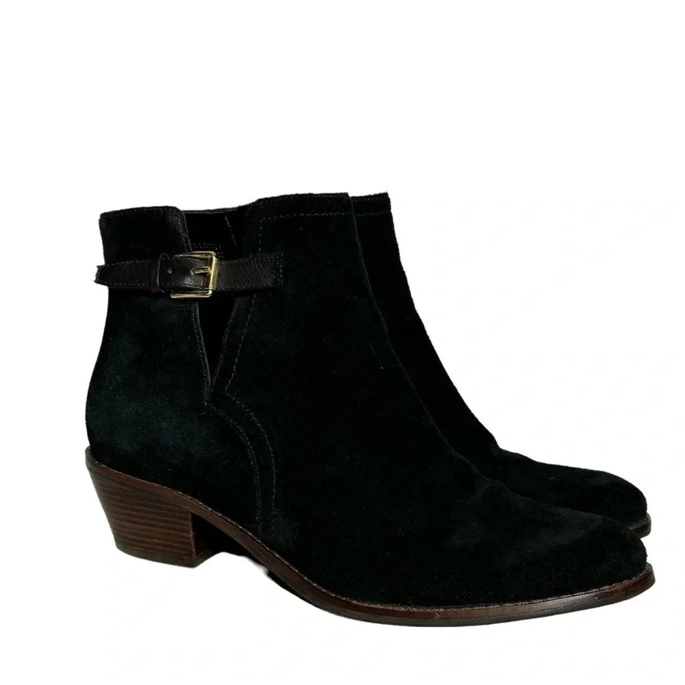 Cole Haan Willette II Bootie Size 7.5 Suede Buckles Lateral Zippers Black EUC - Picture 3 of 8